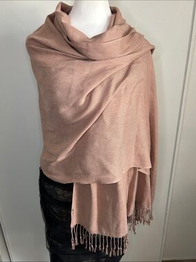 Elegant Light Mauve Pashmina Scarf Shawl Wrap for All Occasions